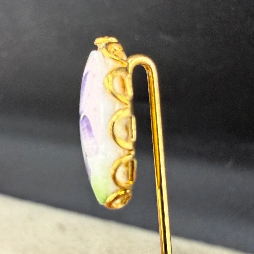 Vintage Porcelain Stick Pin‎ Brooch Gold Tone Hand Painted Flower